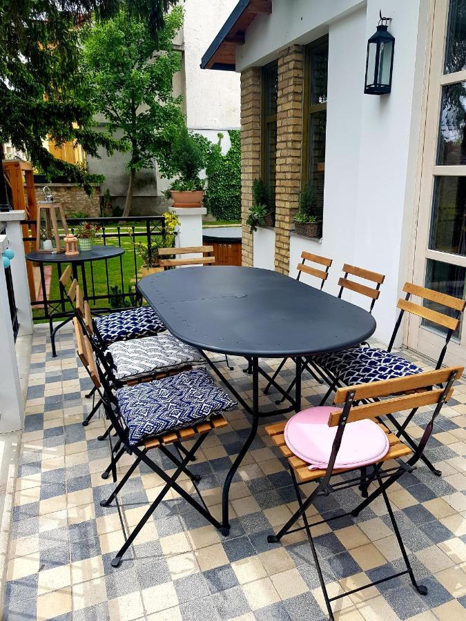 Belvarosi Kerteshaz Keszthely Extérieur photo