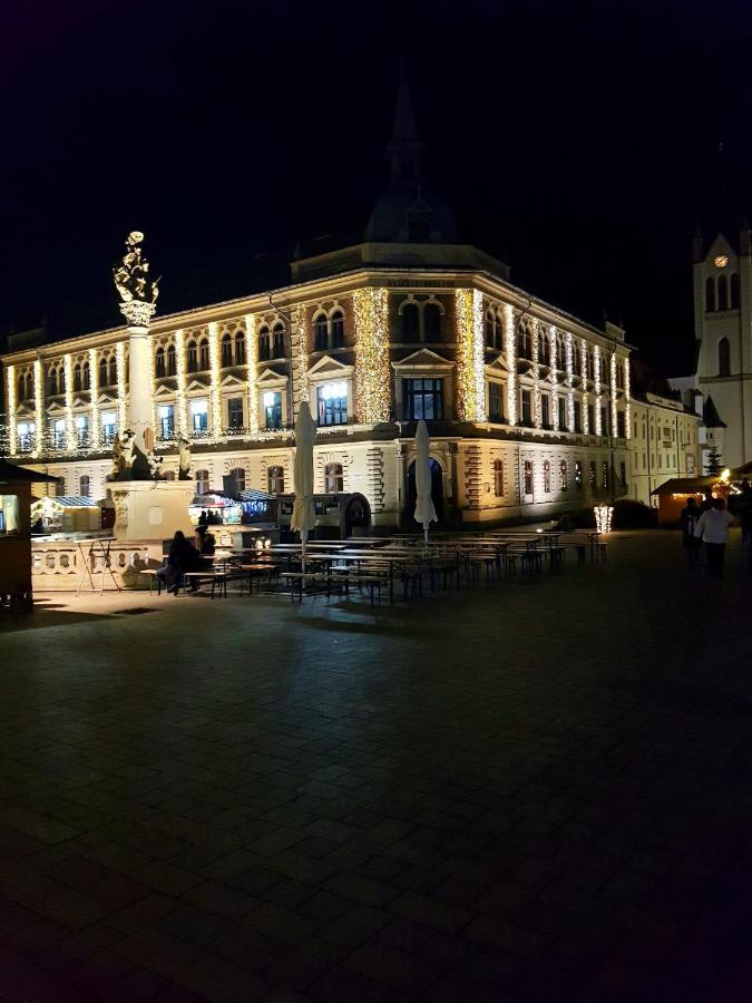 Belvarosi Kerteshaz Keszthely Extérieur photo