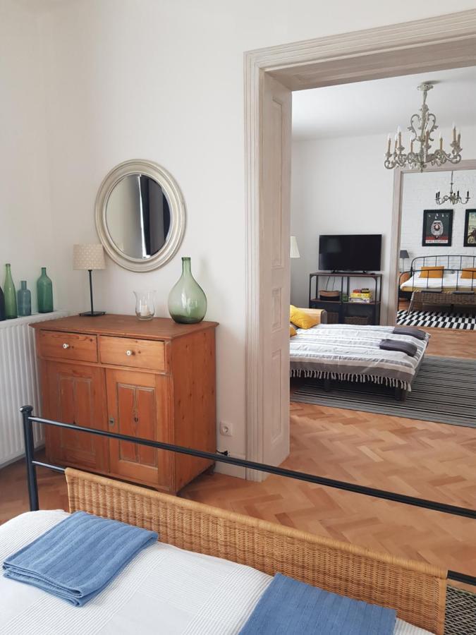 Belvarosi Kerteshaz Keszthely Extérieur photo